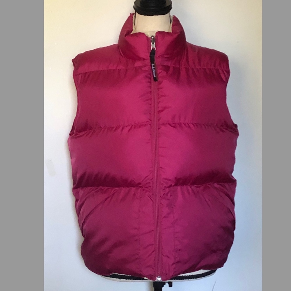 L L Bean Women’s M Down Puffy Vest Reversible